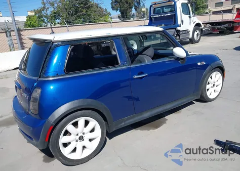 2004 Mini Cooper S z USA, uszkodzony, nr VIN WMWRE33494TD89427